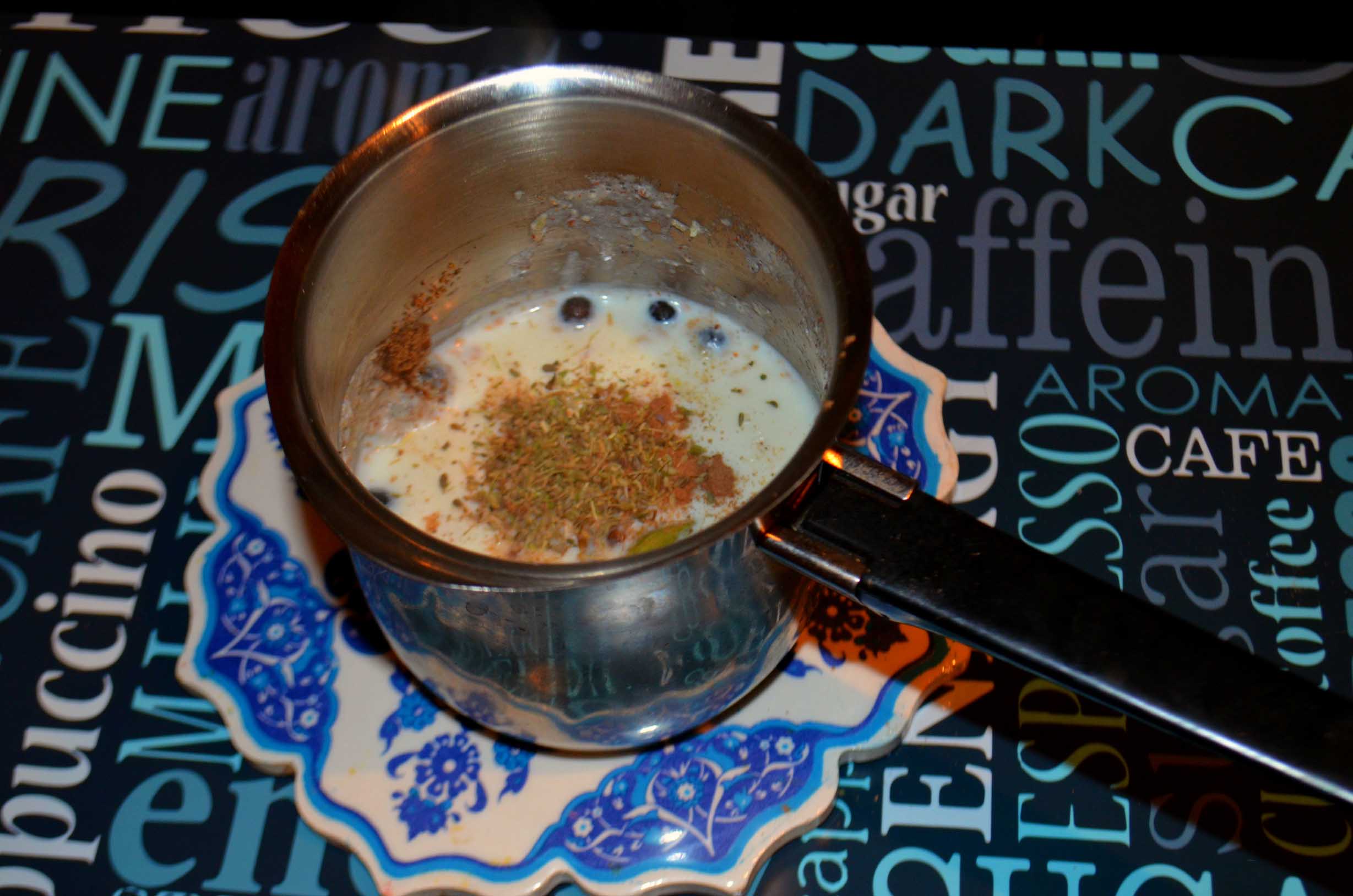 Чай масала с мускатным орехом и фенхелем: фото рецепта Шаг 4