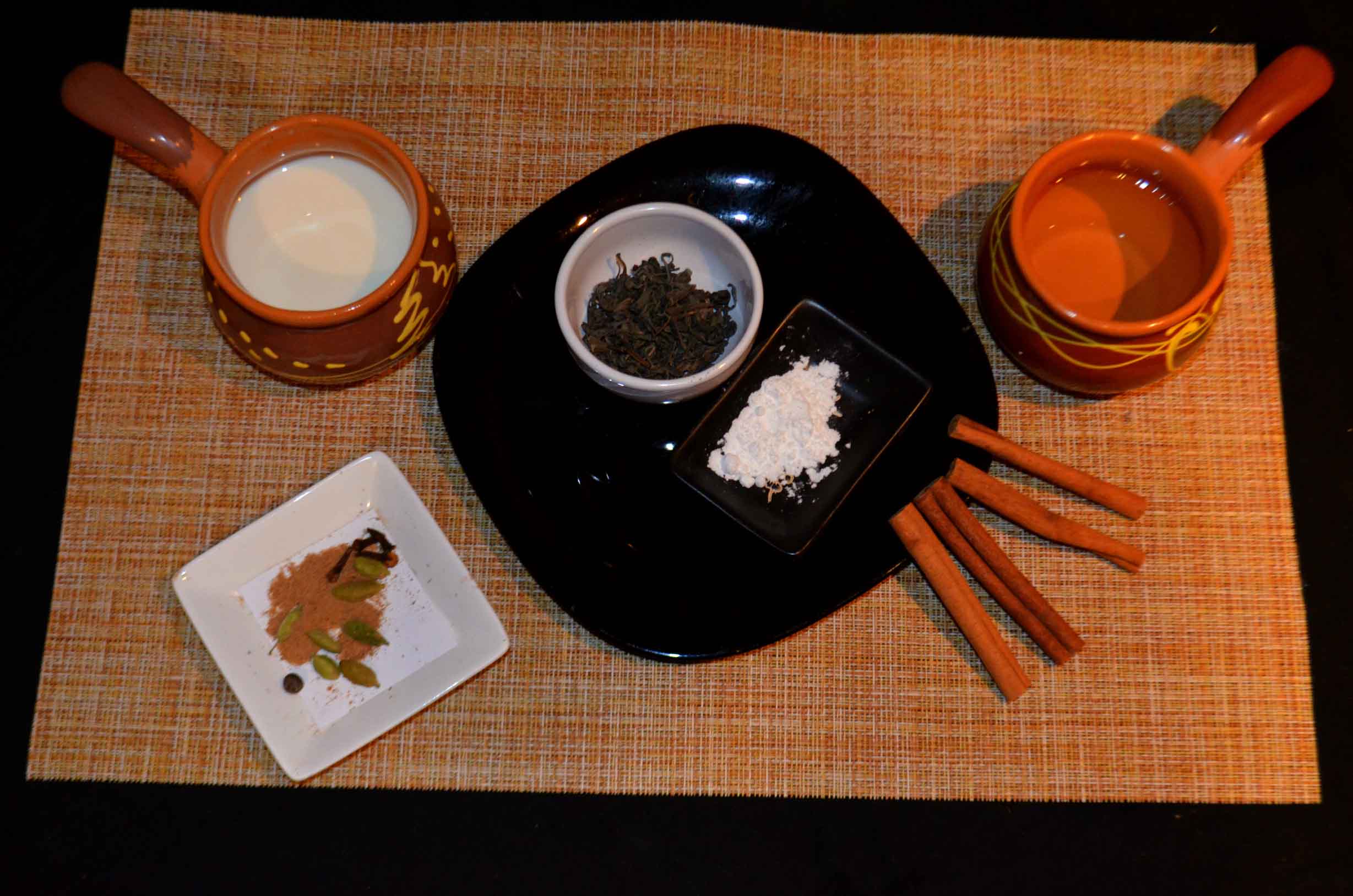 Ингредиенты для приготовления чая масала на основе зеленого чая
