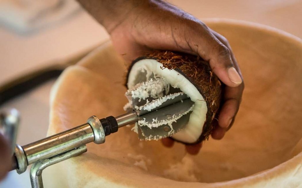 как изготавливают кокосовую стружку