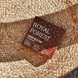 Шоколад из кэроба Royal Forest с лесными орехами